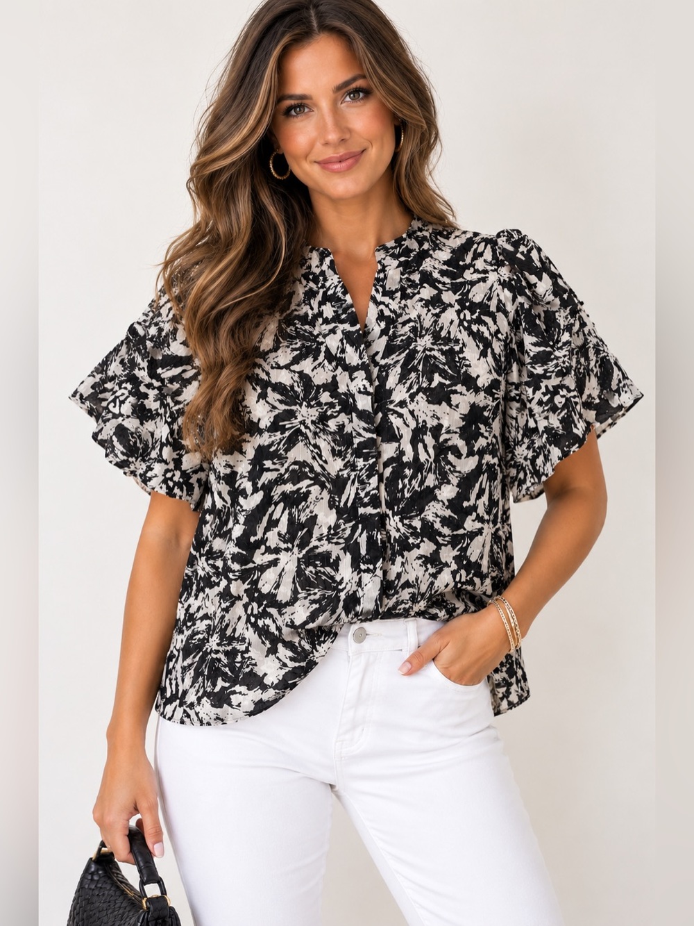 MISA Los Angeles Black & White Floral Flutter Sleeve Blouse NWT Small